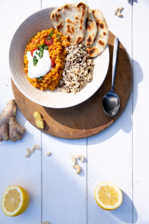 Linsen-Dhal mit Naan-Brot - Anja Tanas