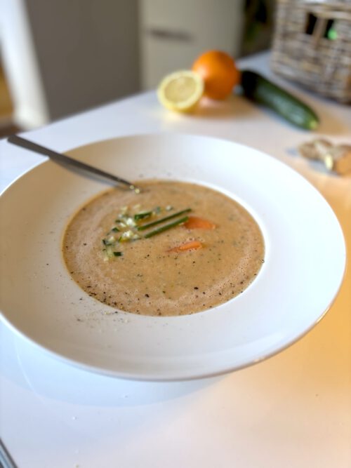 Pikante Melonenkaltschale mit Buttermilch
